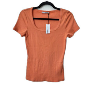 Michael Stars Camellia Orange Scoop Neck Tee – Size OS (New With Tag)